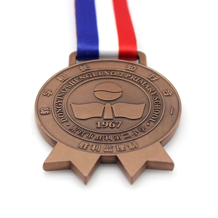 學校競技比賽獎牌定制,金屬獎章定做